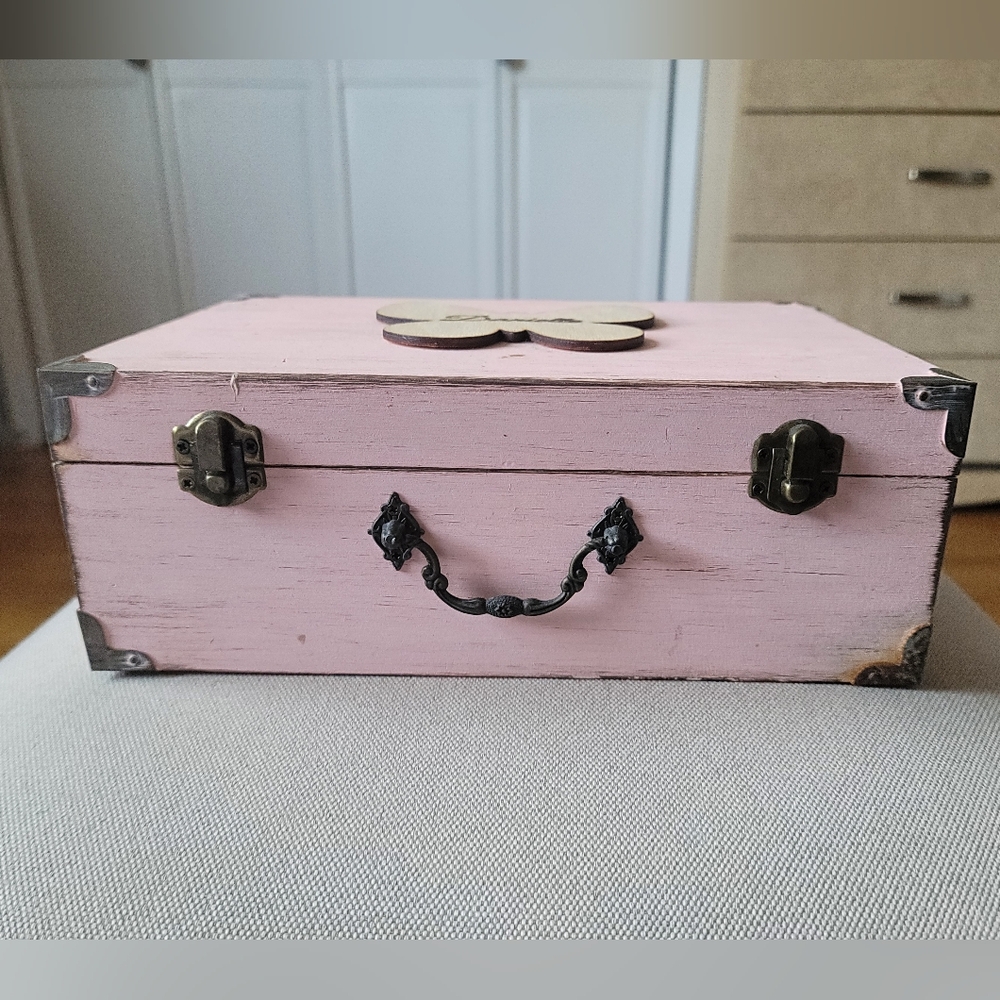 HAND CRAFTED Distressed Wood 'Danielle' Trinket Box